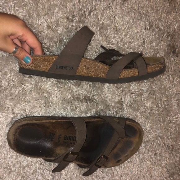 Birkenstock Shoes - Birkenstock’s size 39!!